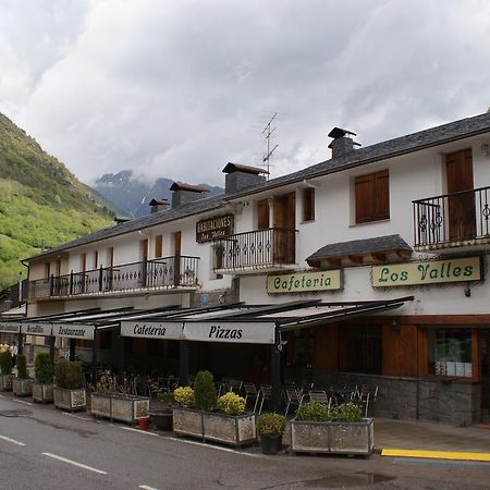 Hostal Los Valles Bielsa Zewnętrze zdjęcie