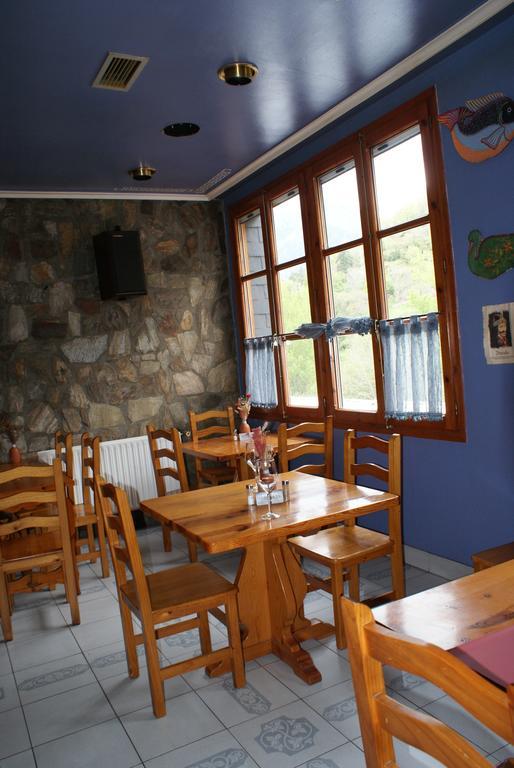 Hostal Los Valles Bielsa Zewnętrze zdjęcie