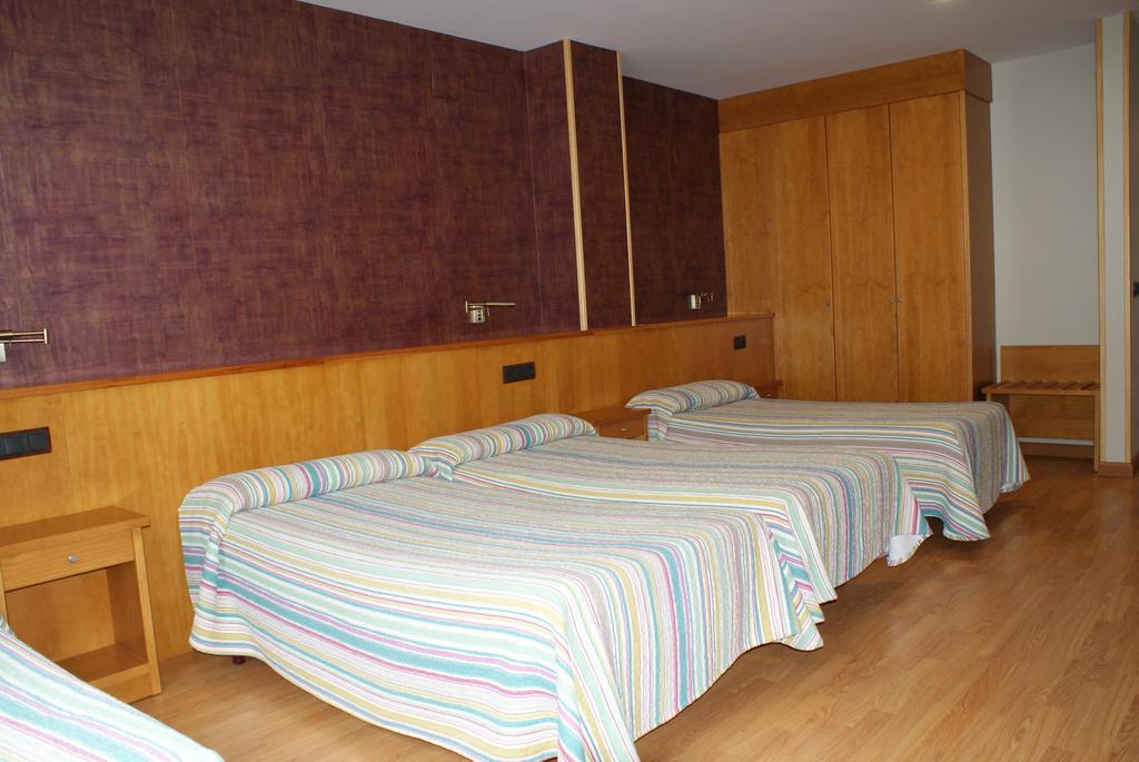 Hostal Los Valles Bielsa Zewnętrze zdjęcie